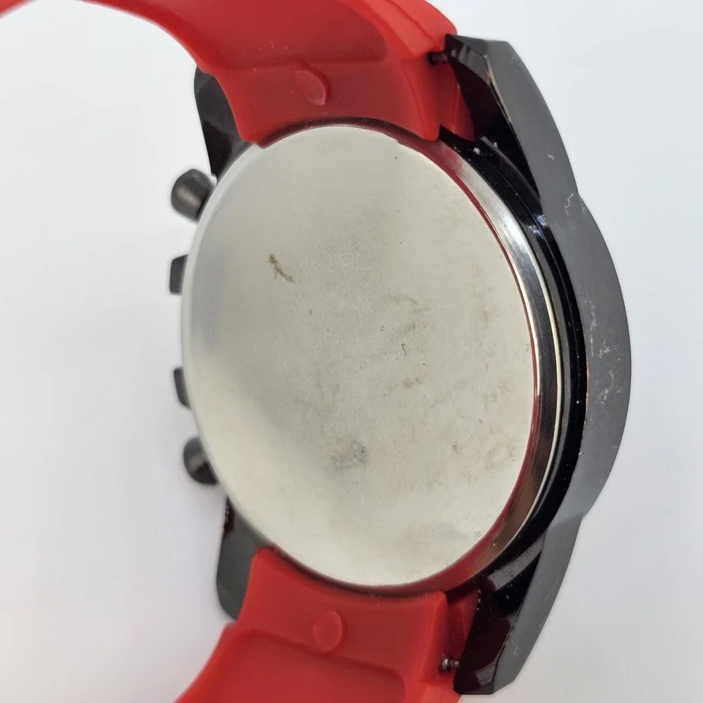 Men's‎ Analog Watch 45MM Black Dial Red Plastic Bands New Battery